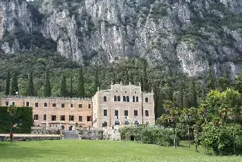 建筑理论 | 潜水泵在河道范围内建设泵站中的应用