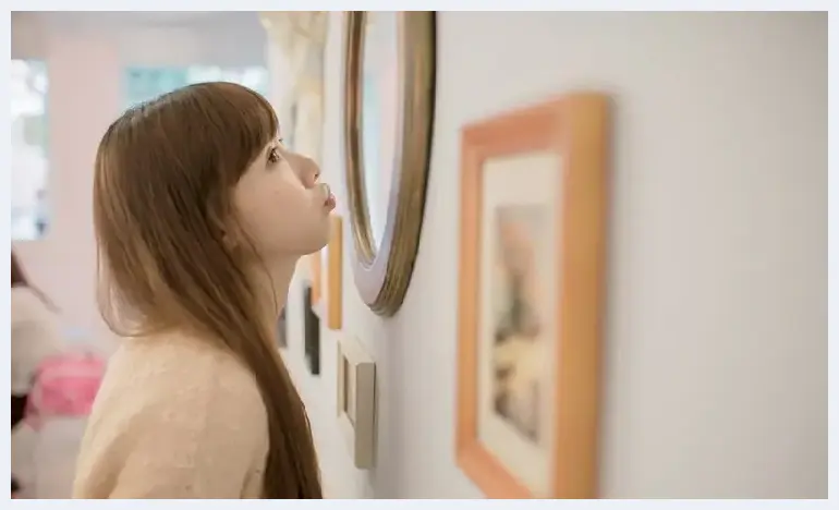 如何在咖啡厅帮女朋友拍摄写真 | 人物摄影