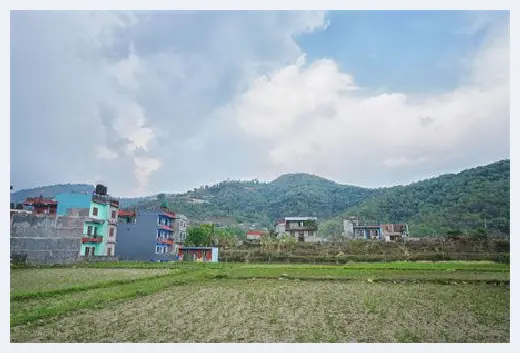 城市自建房 | 房子左边有小房好吗？房子周围风水忌讳要注意 | 城市自建房