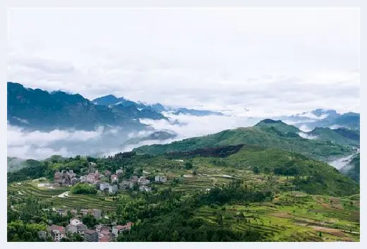 自建房指南 | 阳台对面山上有坟会影响哪些运势？阳台这样布置风水好 | 自建房指南