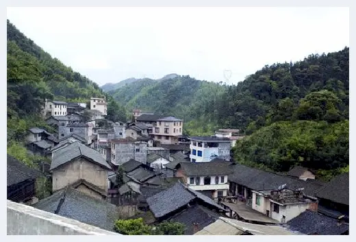 自建房 | 2019年农村房屋要统一规划，18万和新房子你选哪一个？ | 自建房