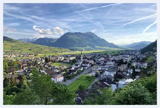 自建房常识 | 带车库的两层农村别墅，实用又好看，看完赶紧收藏吧！ | 自建房常识