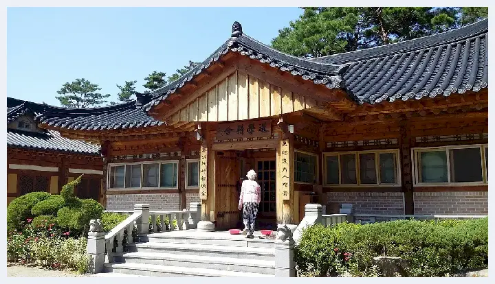 农村自建房 | 建房用的彩钢瓦和彩钢板区别在哪?彩钢板有何突出优势? | 农村自建房